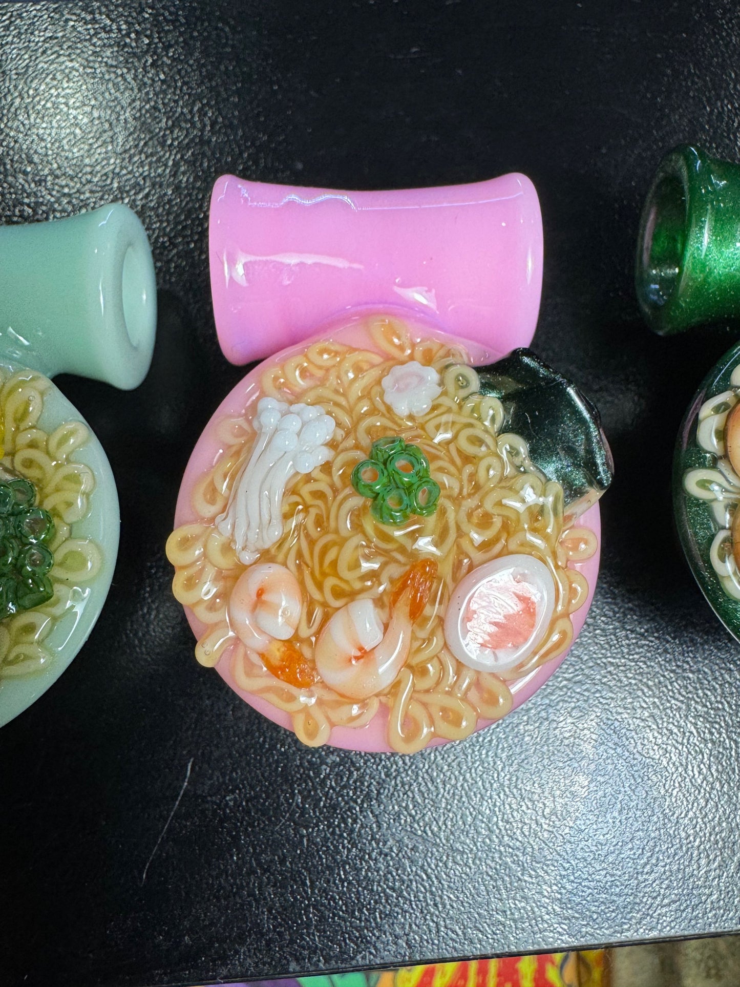 Dojo Ramen Pendy Pink