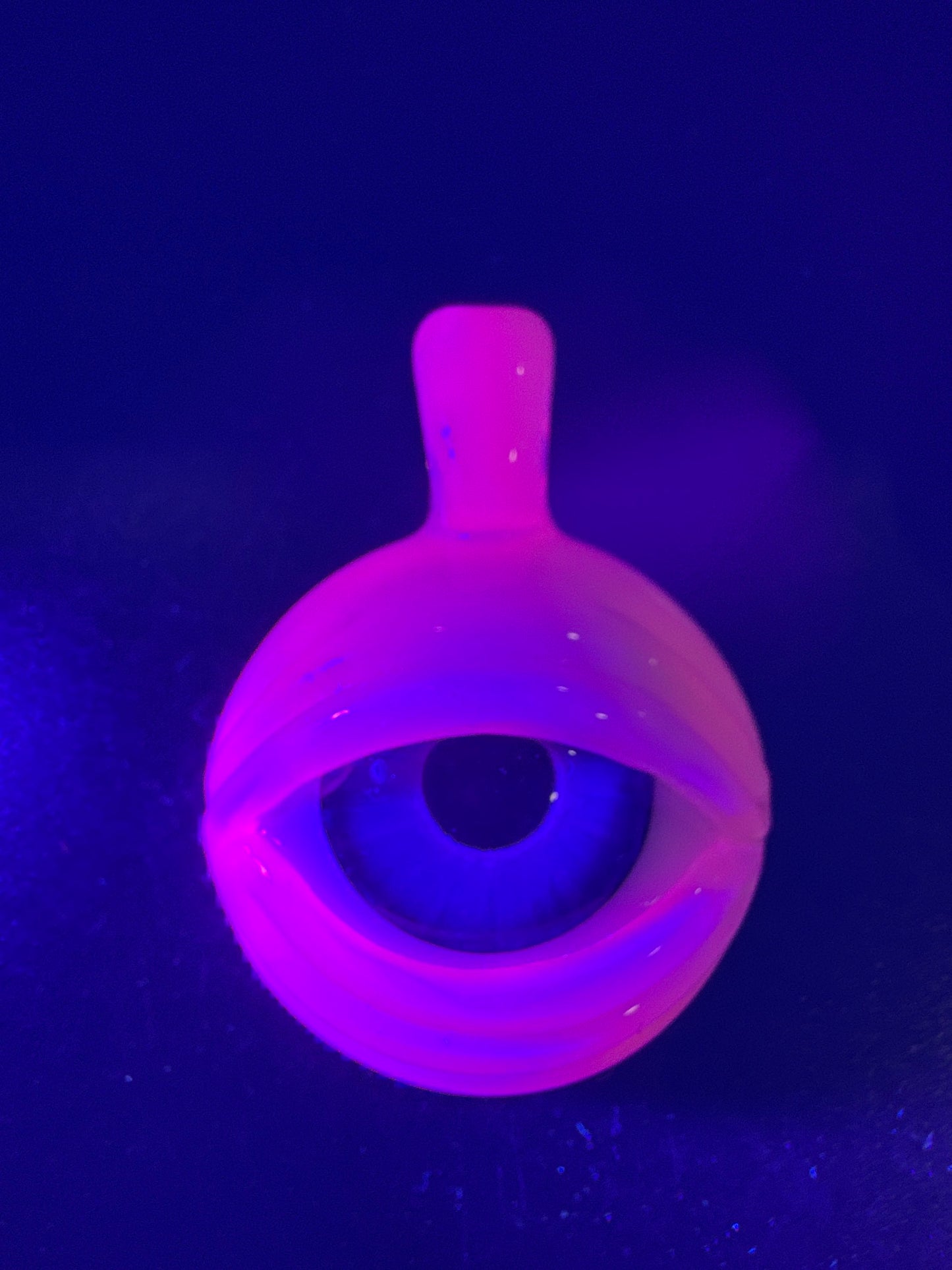 Ryan Fitt Pendy UV
