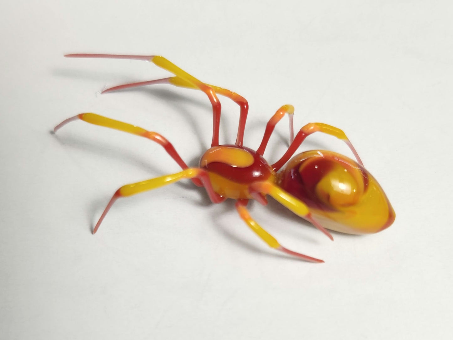 Vetropod Yellow and Red Spider
