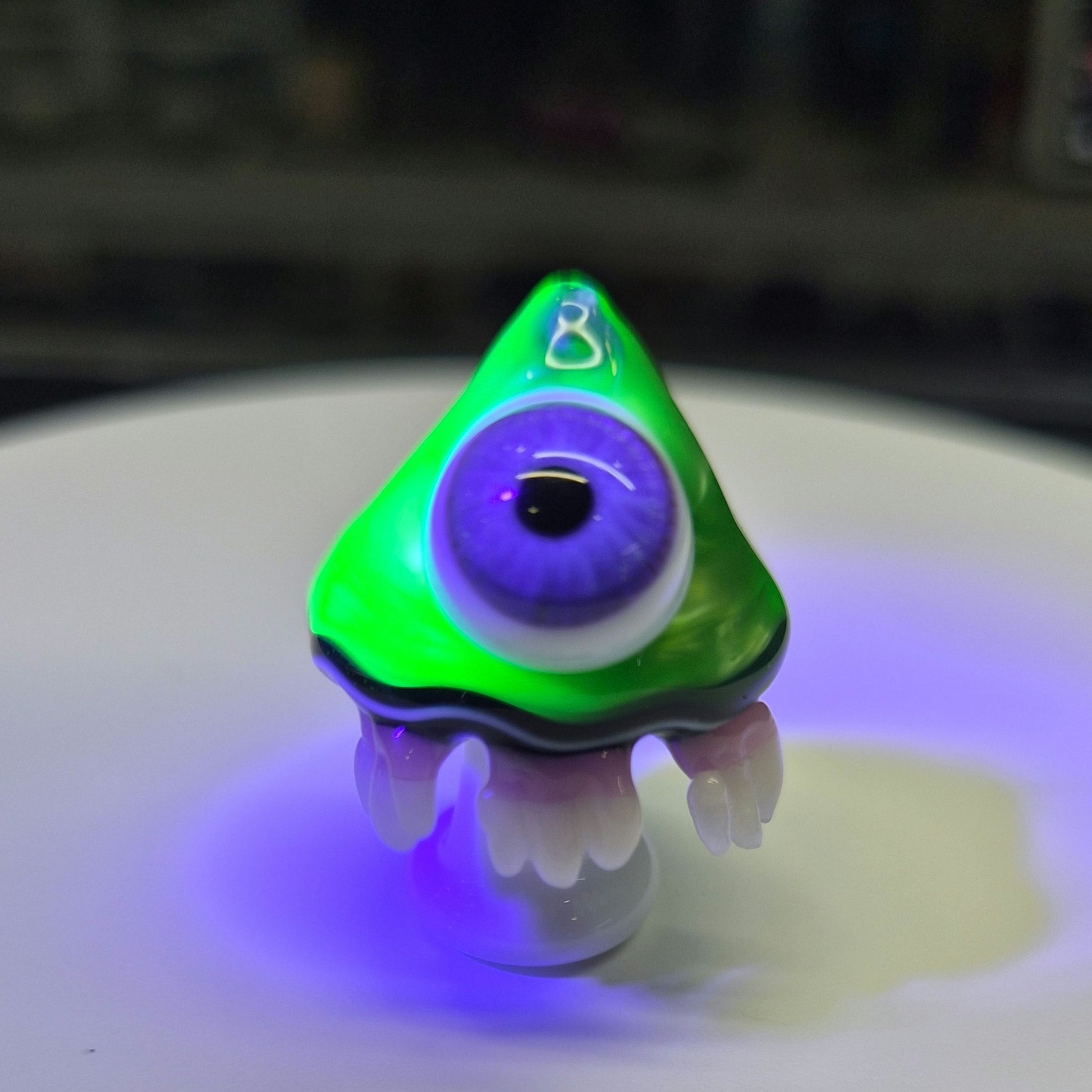 Salt x Maygun Mushroom Pendant UV
