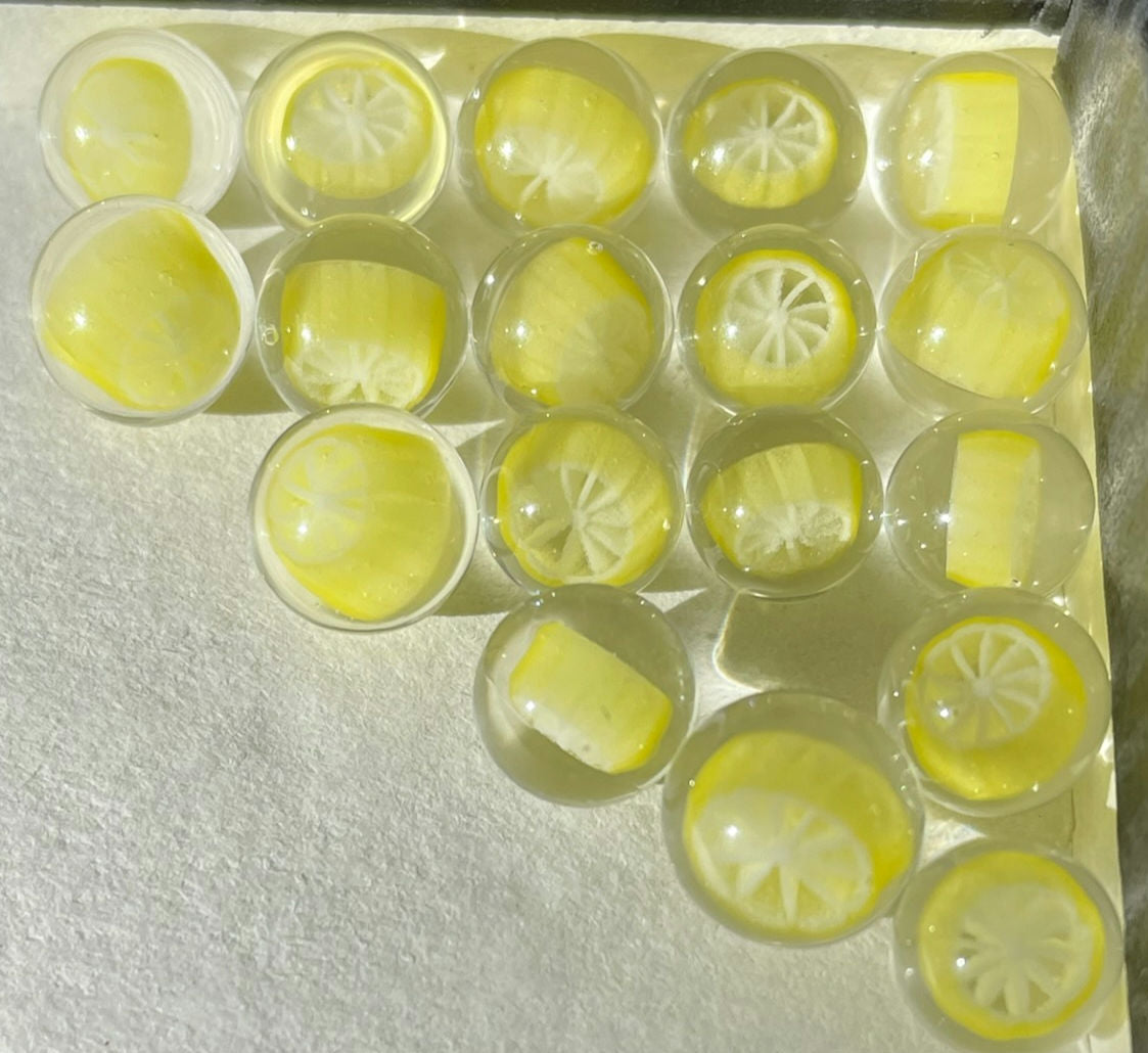 Lyons Lemon Slice Pearl