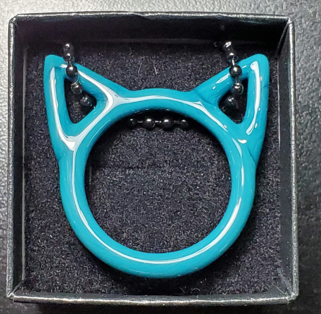 Spiller Woods Kitty Face Pendant