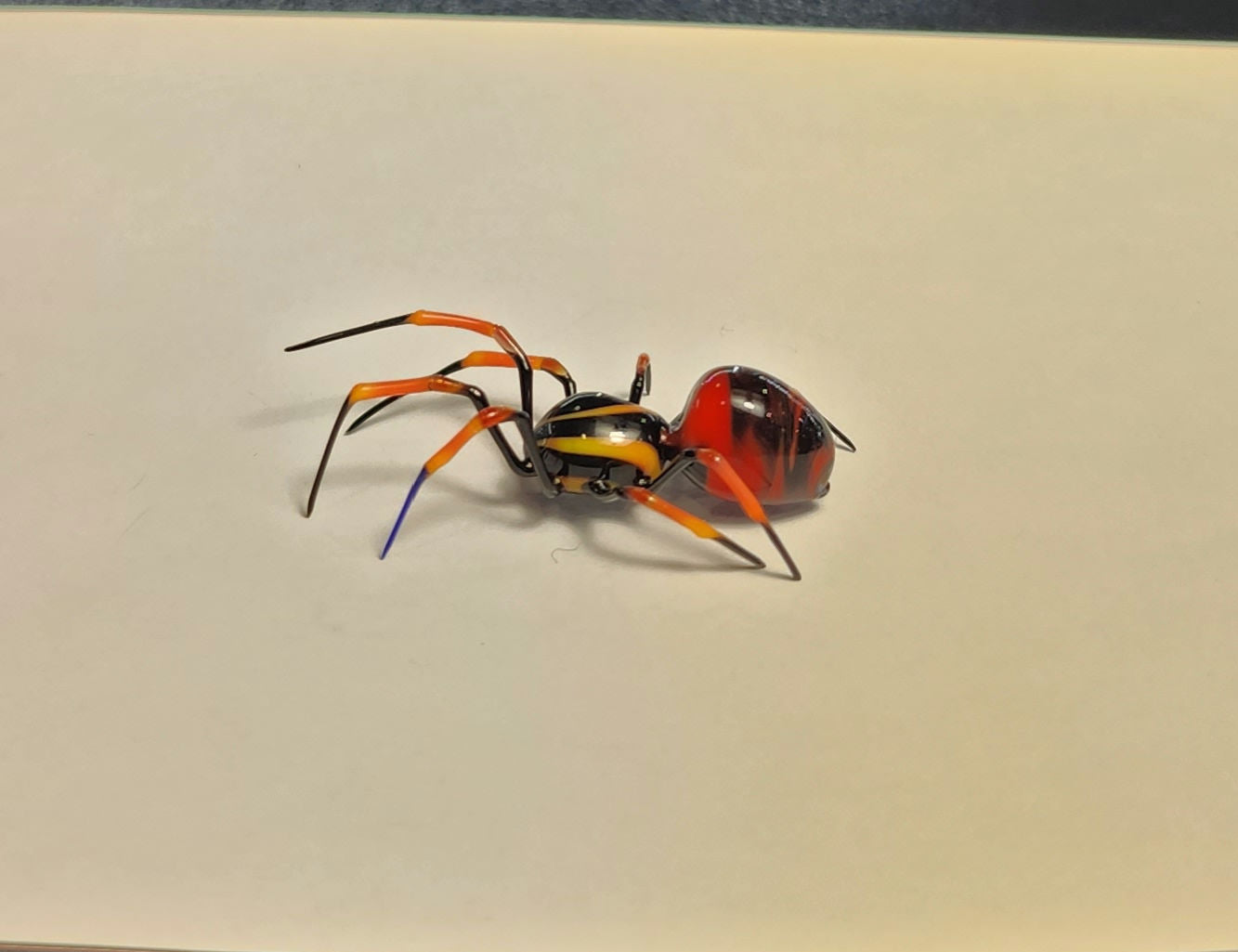 Vetropod Red and Spiral Spider