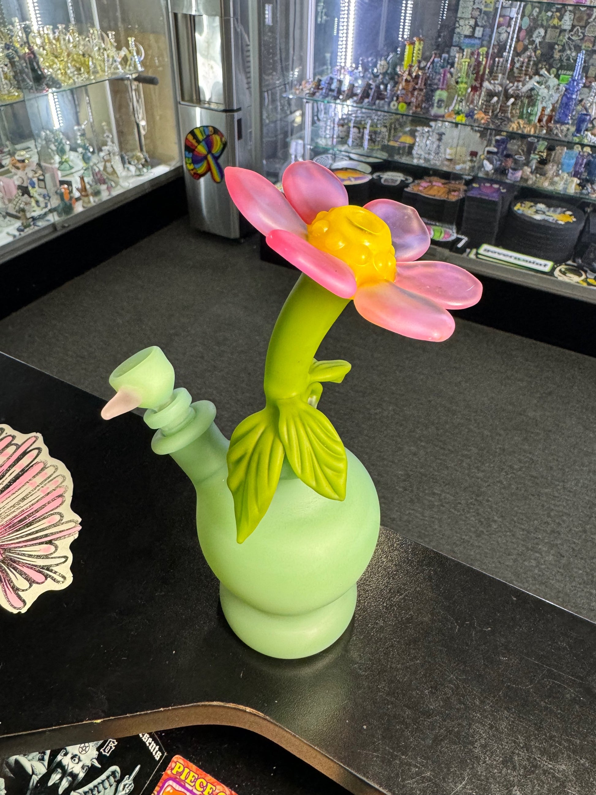 Sarita Glass Flower Rig
