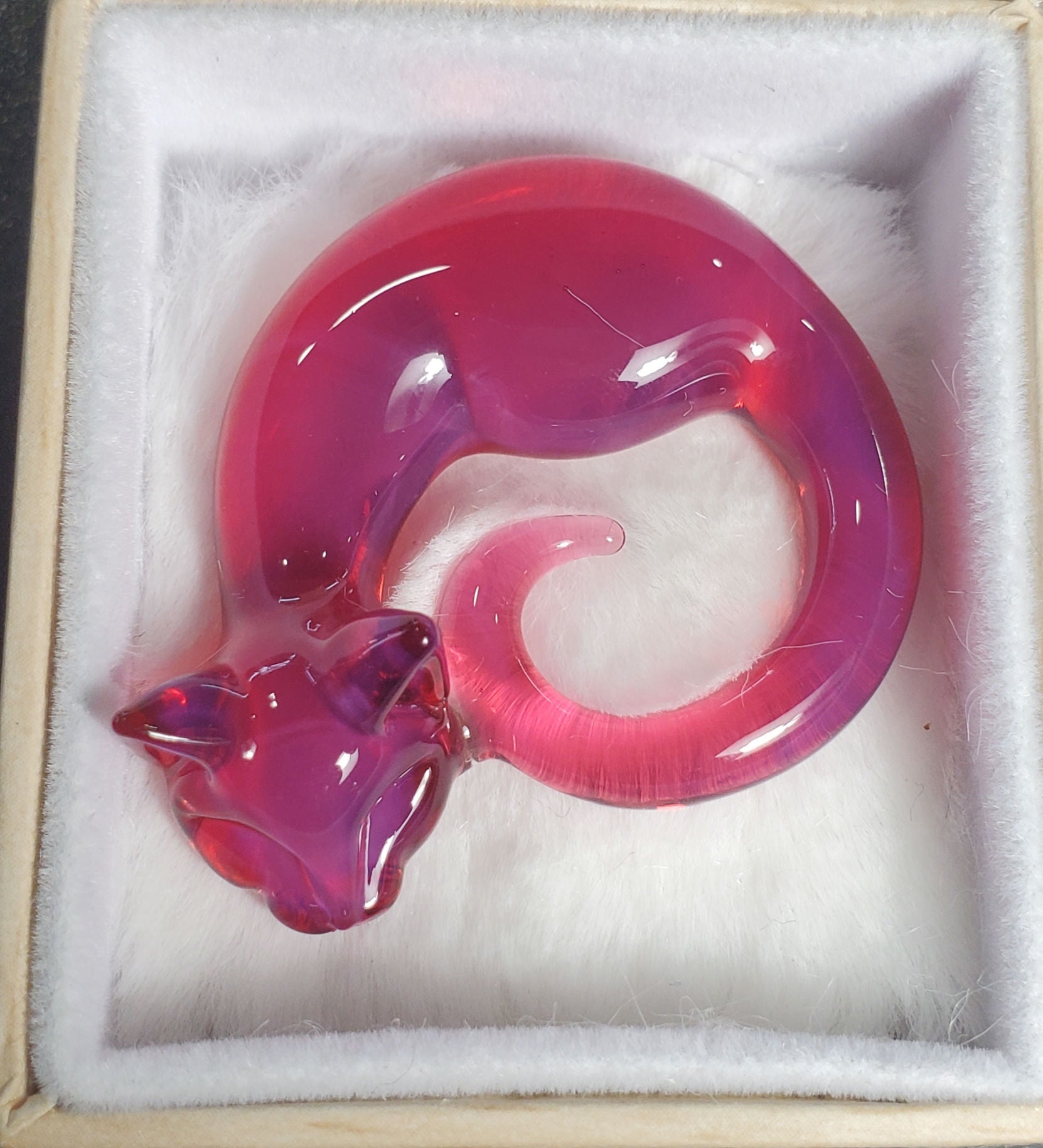 Spiller Woods Sleeping Kitty Pendant Telagenta Small